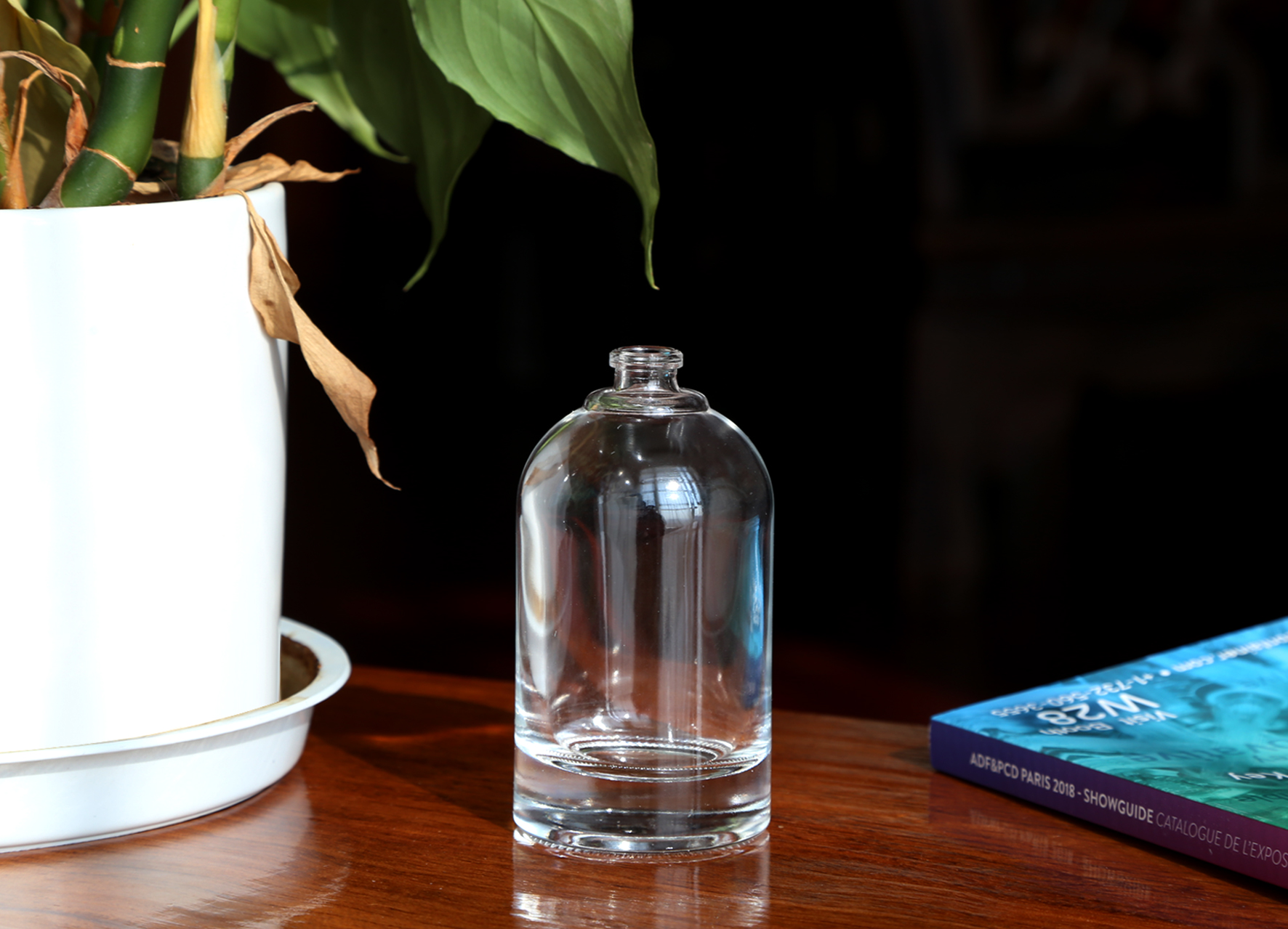 READY FOR DELIVERY: GB-073-1  100ML flint bottle, round shoulder, thick bottom heavy bottle.